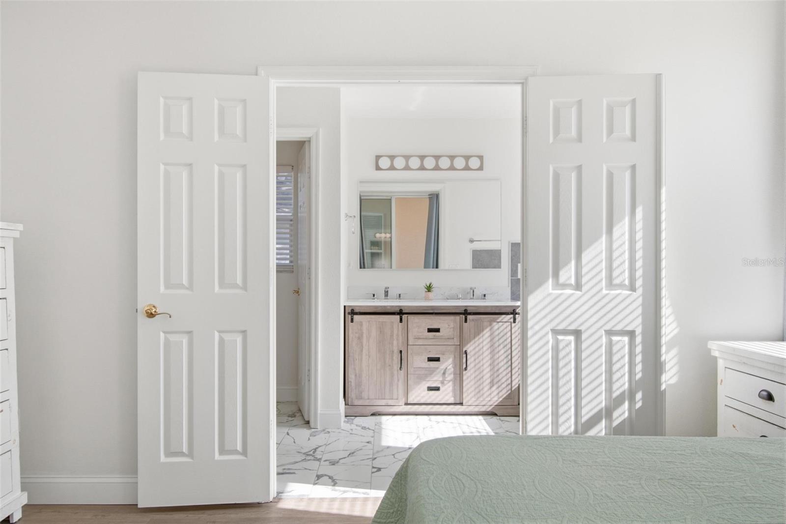 Image 3 of 84 For 9 Saint Andrews Court