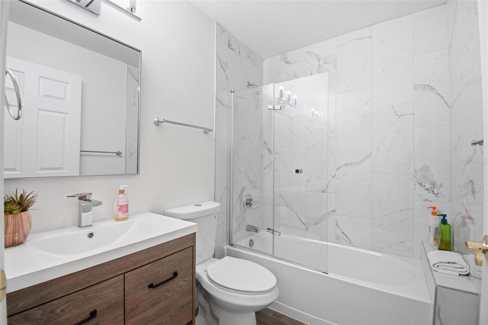 Image 38 of 84 For 9 Saint Andrews Court