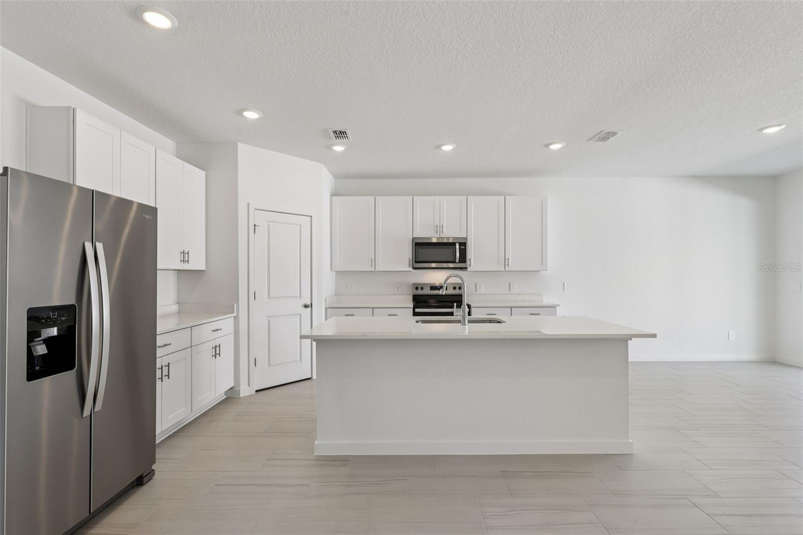 Image 14 of 37 For 49 Wandering Creek Way