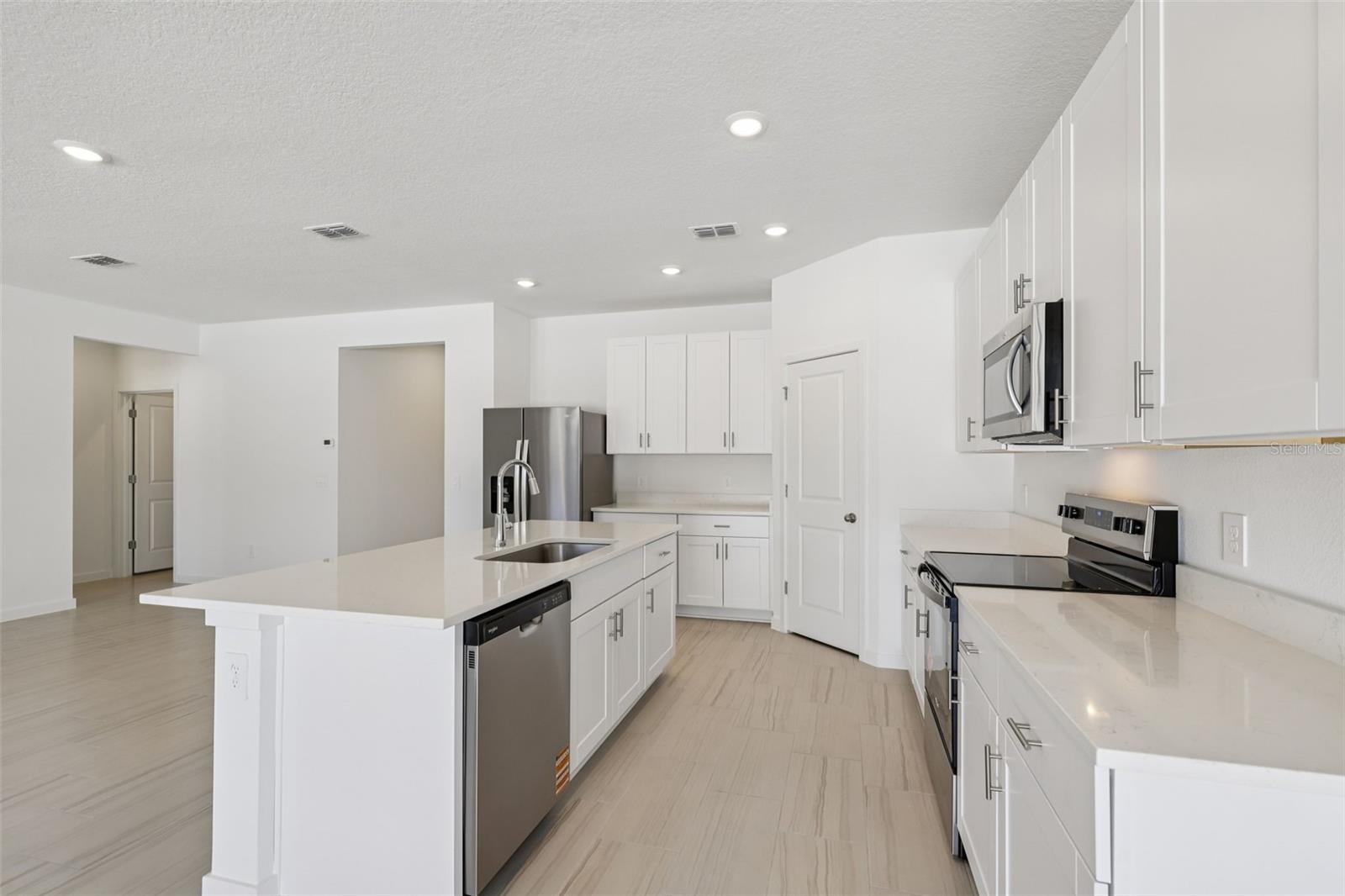 Image 16 of 37 For 49 Wandering Creek Way