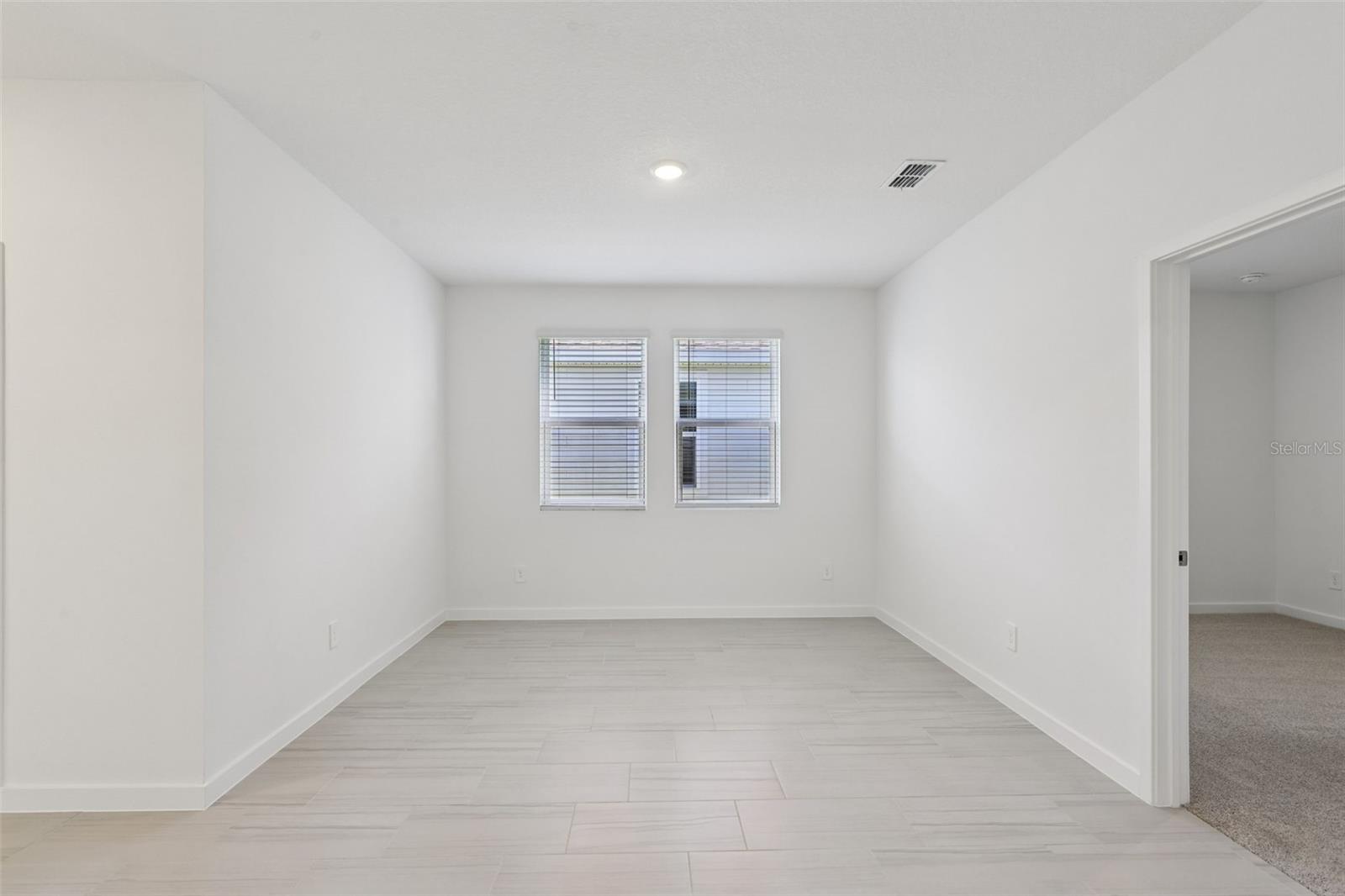 Image 21 of 37 For 49 Wandering Creek Way