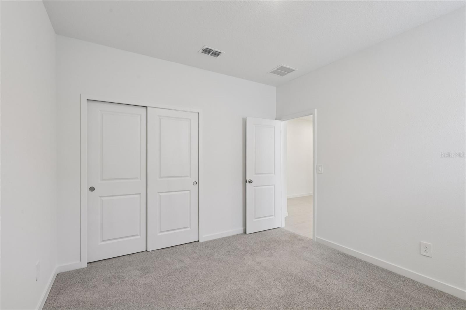 Image 26 of 37 For 49 Wandering Creek Way