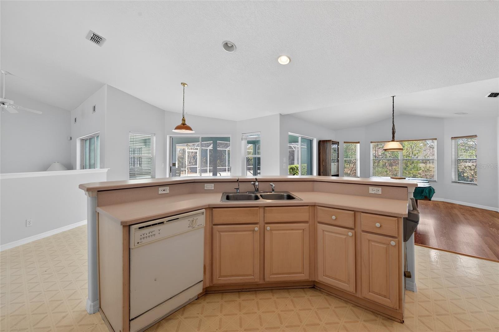 Image 45 of 57 For 32 Walker Drive