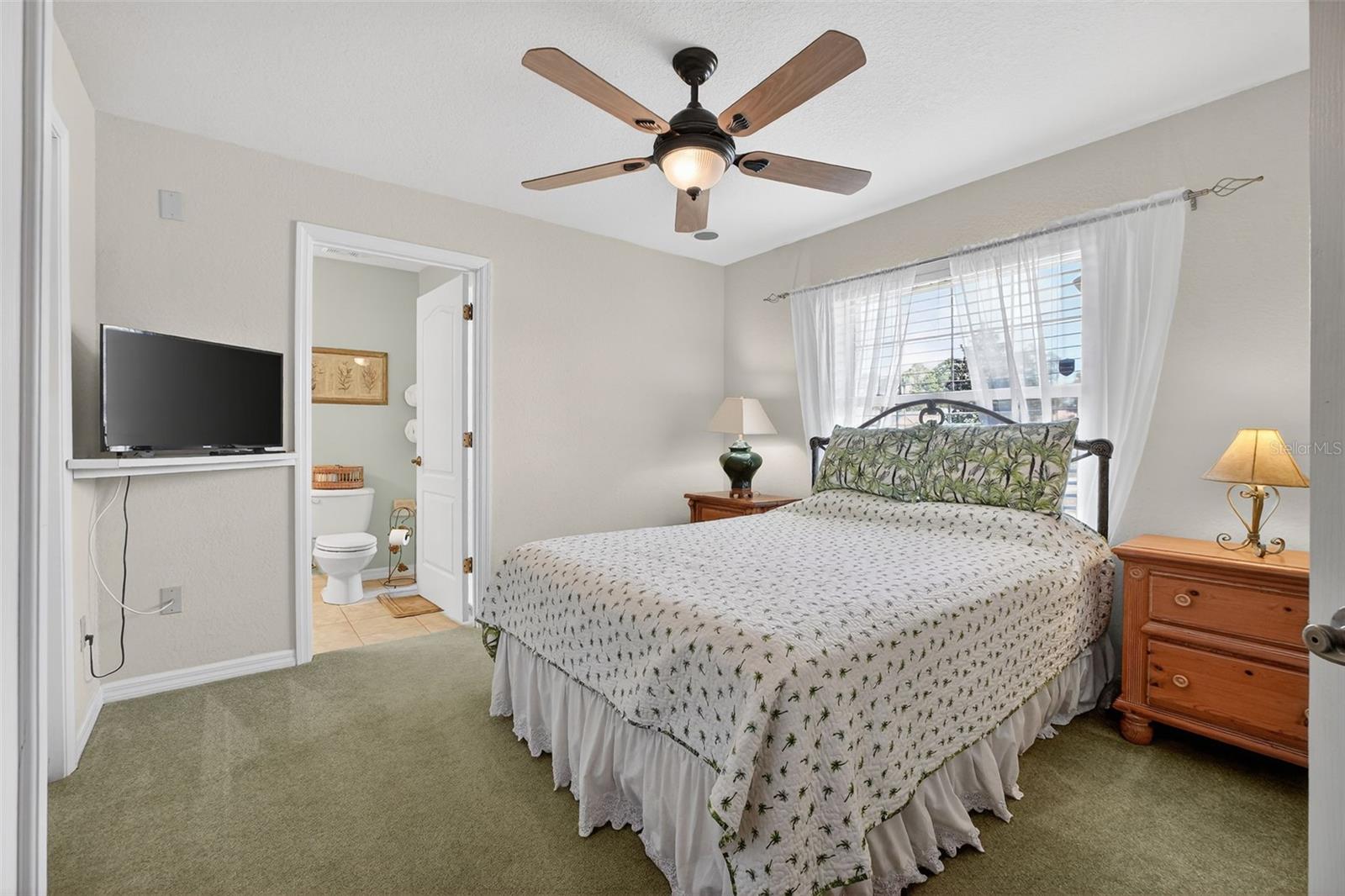 Image 31 of 45 For 1 Burning Wick Place