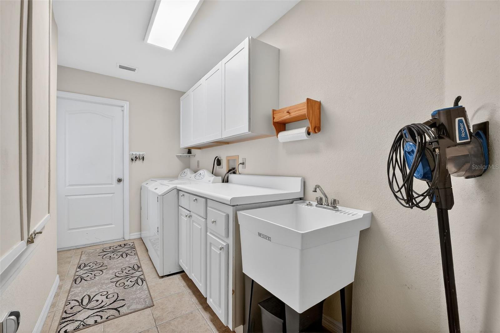 Image 38 of 45 For 1 Burning Wick Place