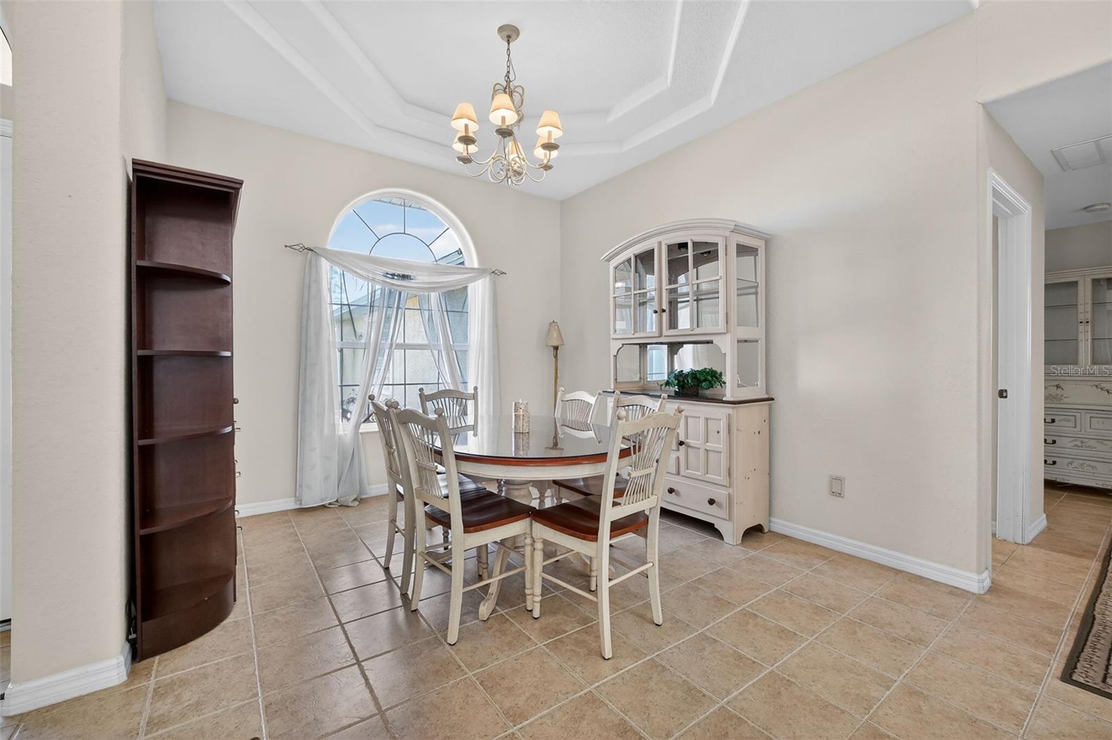 Image 7 of 45 For 1 Burning Wick Place