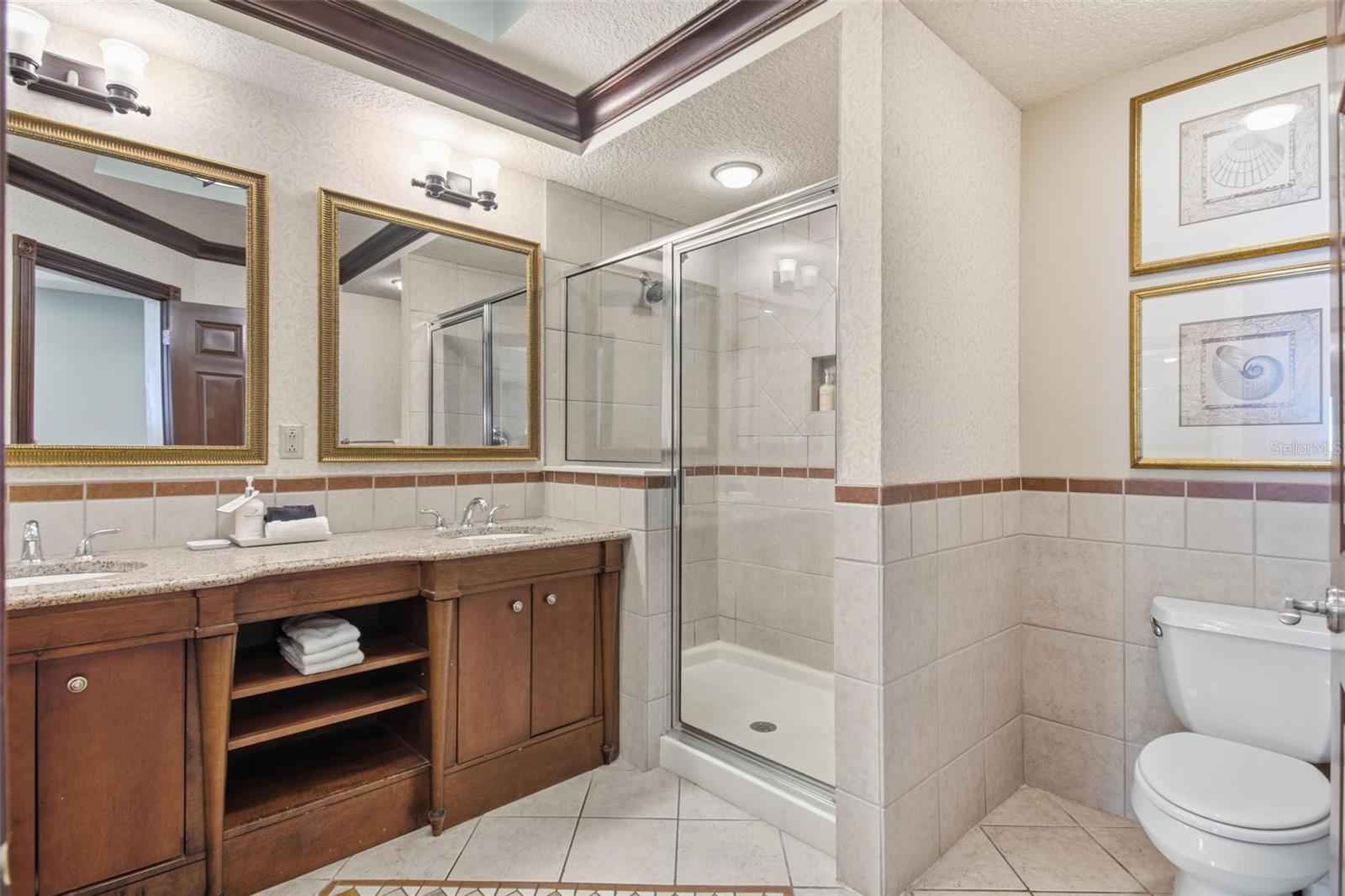 Image 17 of 56 For 200 Ocean Crest Drive 635