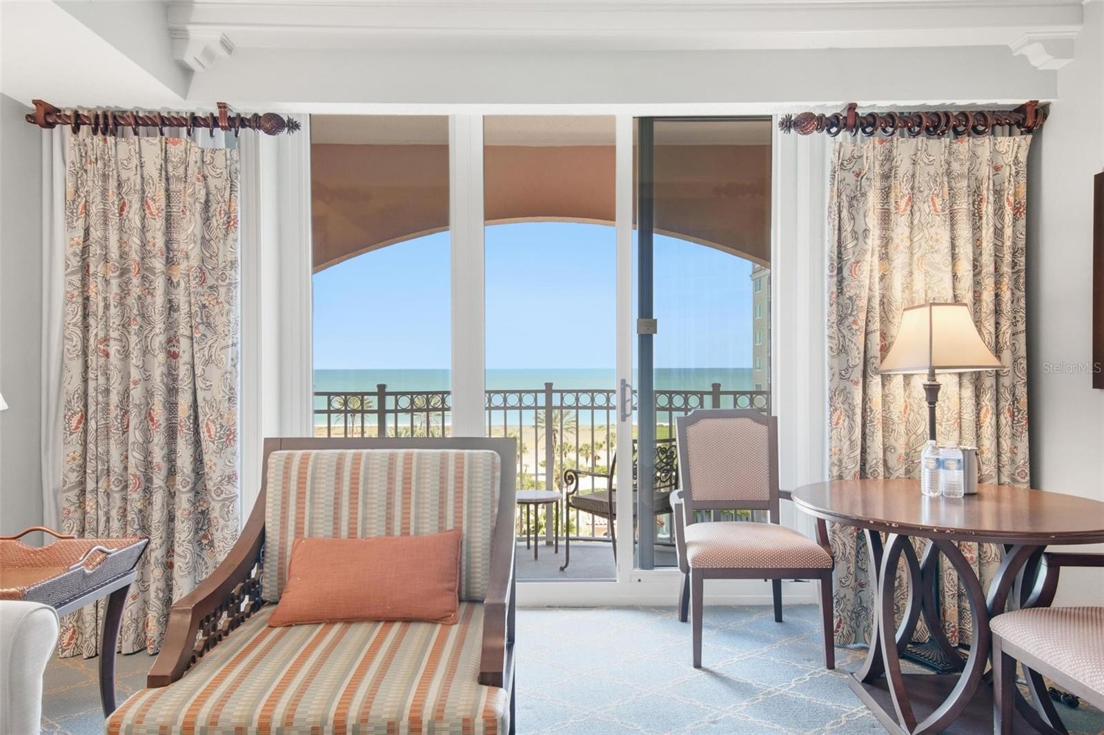 Image 20 of 56 For 200 Ocean Crest Drive 635