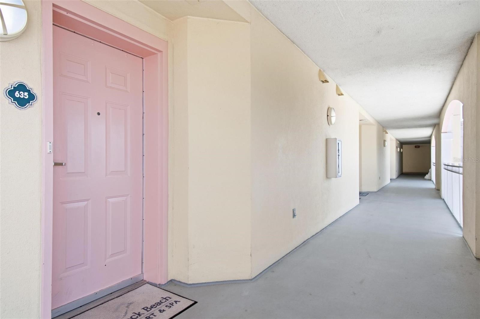 Image 3 of 56 For 200 Ocean Crest Drive 635