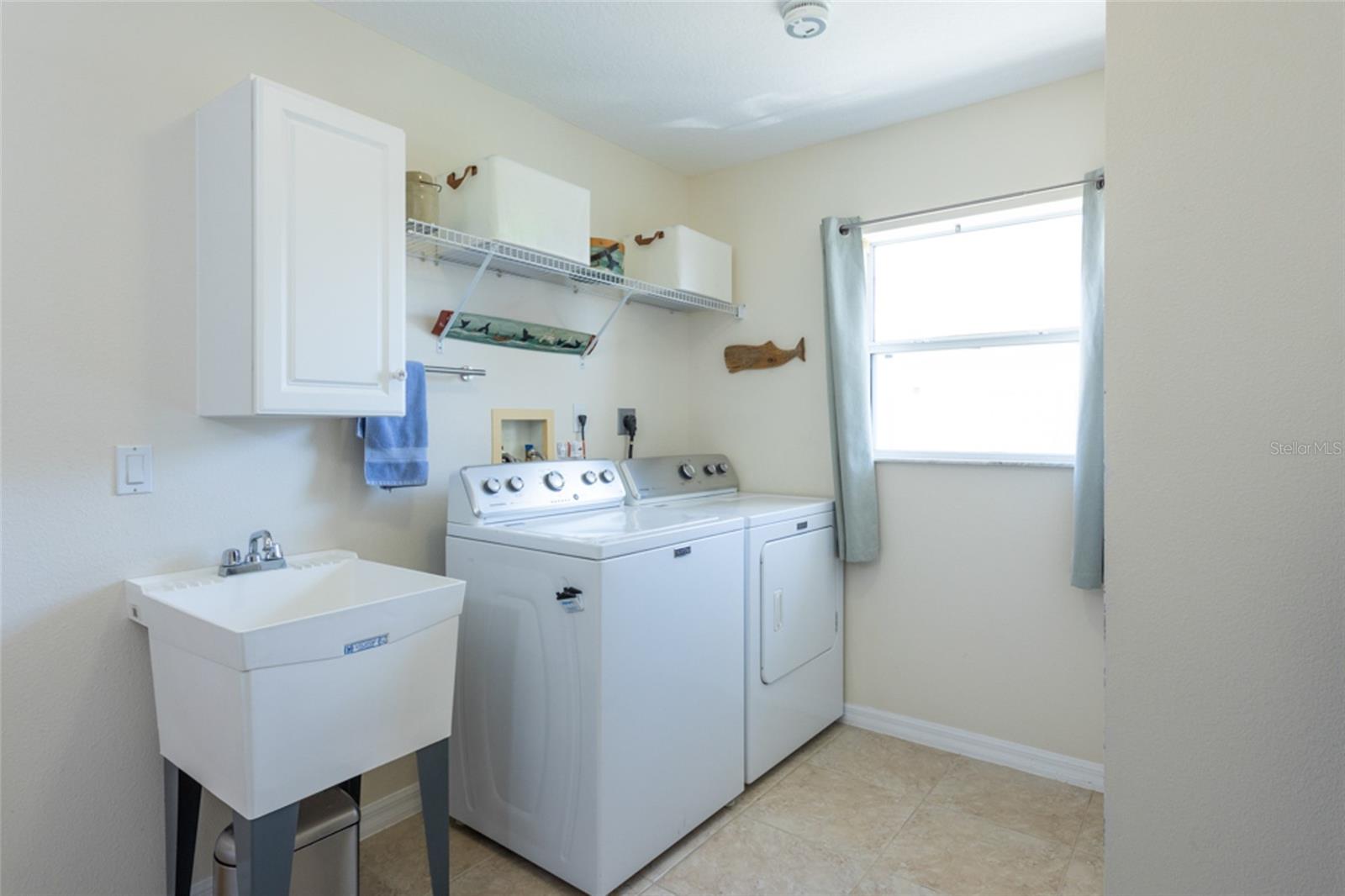 Image 18 of 27 For 11 Faircastle Lane