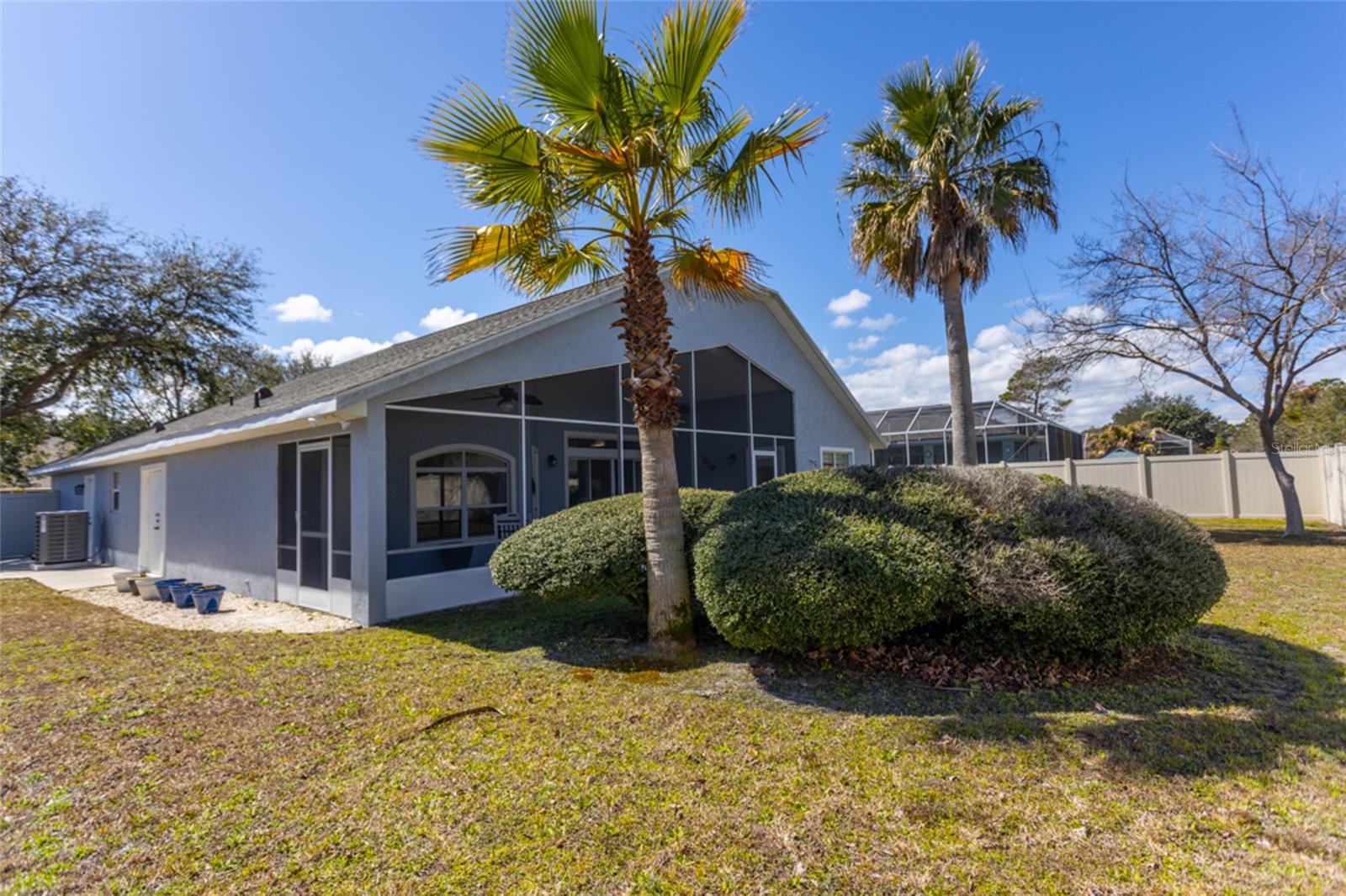 Image 22 of 27 For 11 Faircastle Lane