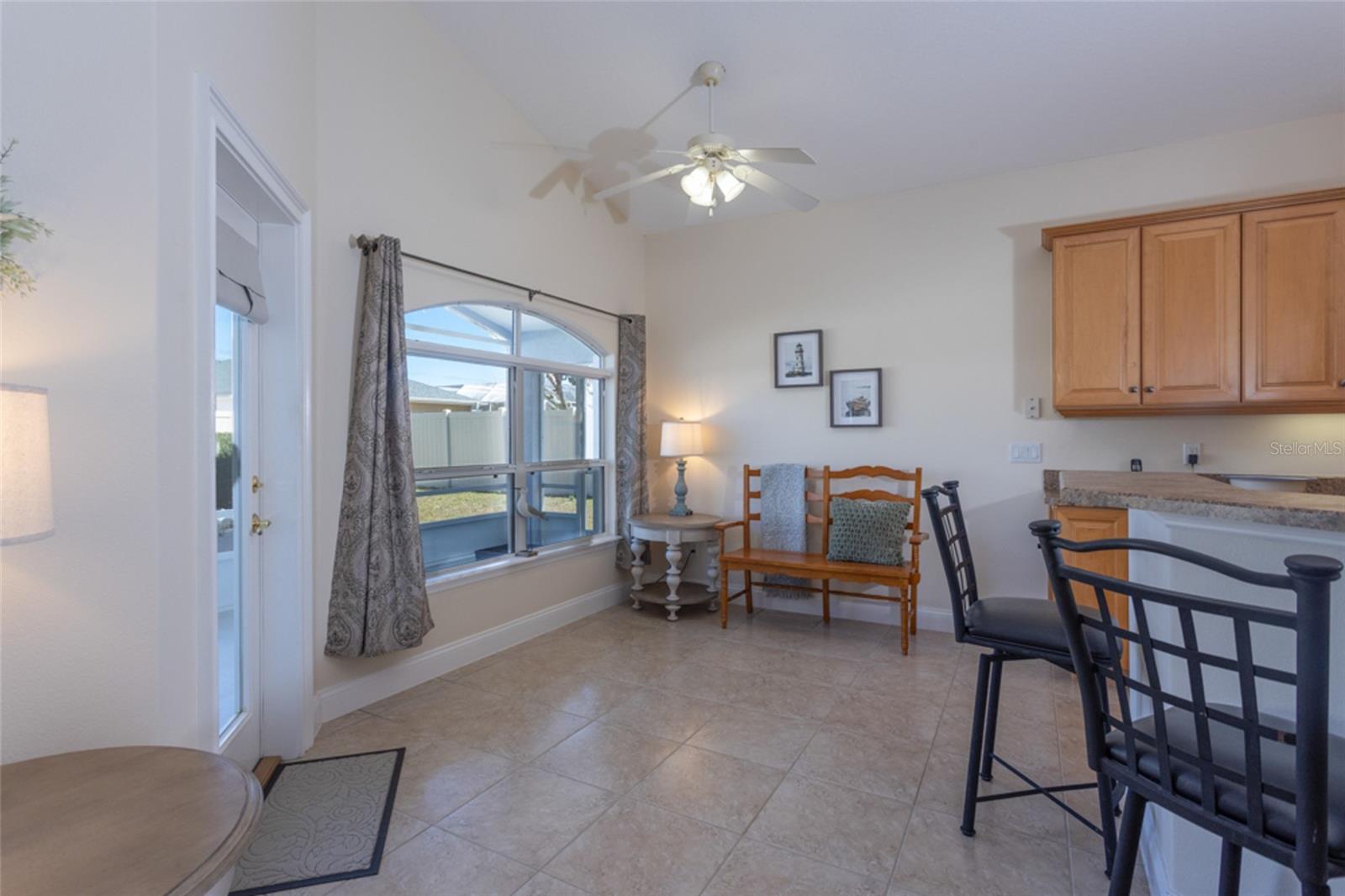 Image 8 of 27 For 11 Faircastle Lane