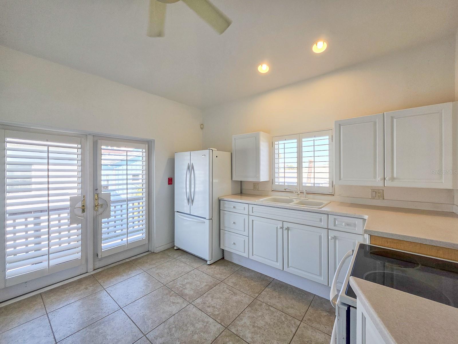 Image 10 of 54 For 208 3rd Street