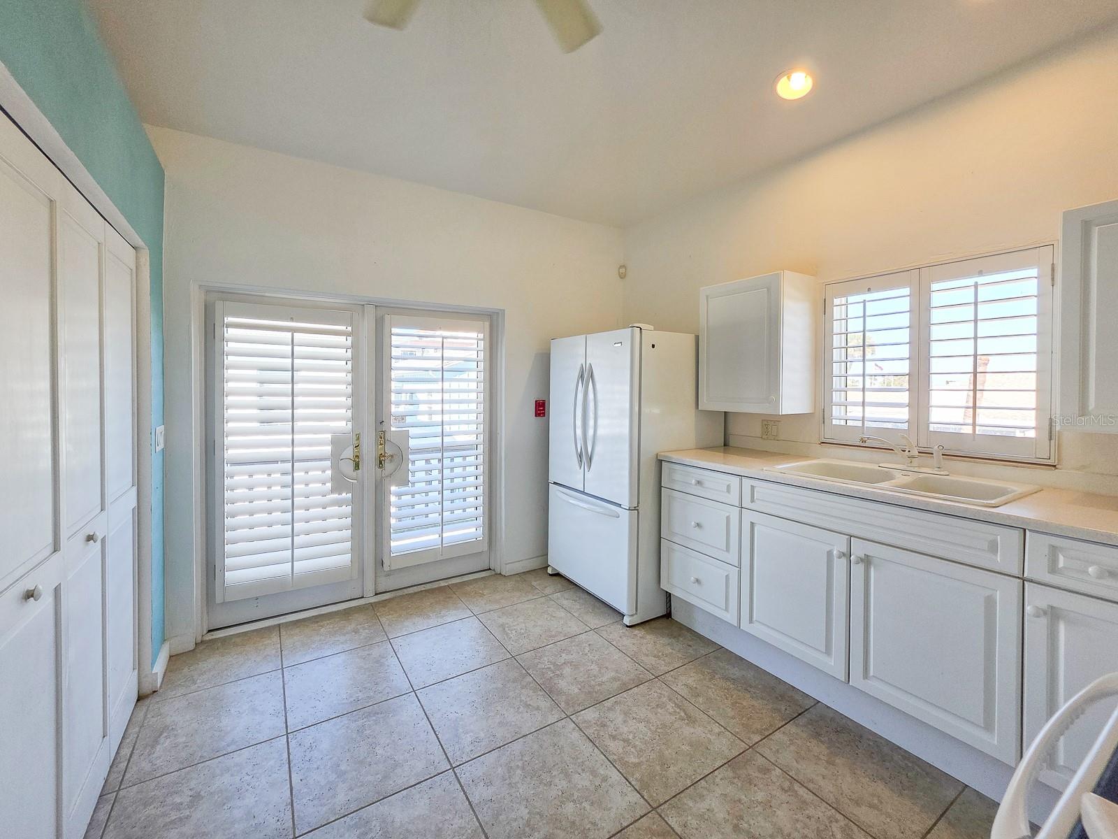 Image 11 of 54 For 208 3rd Street