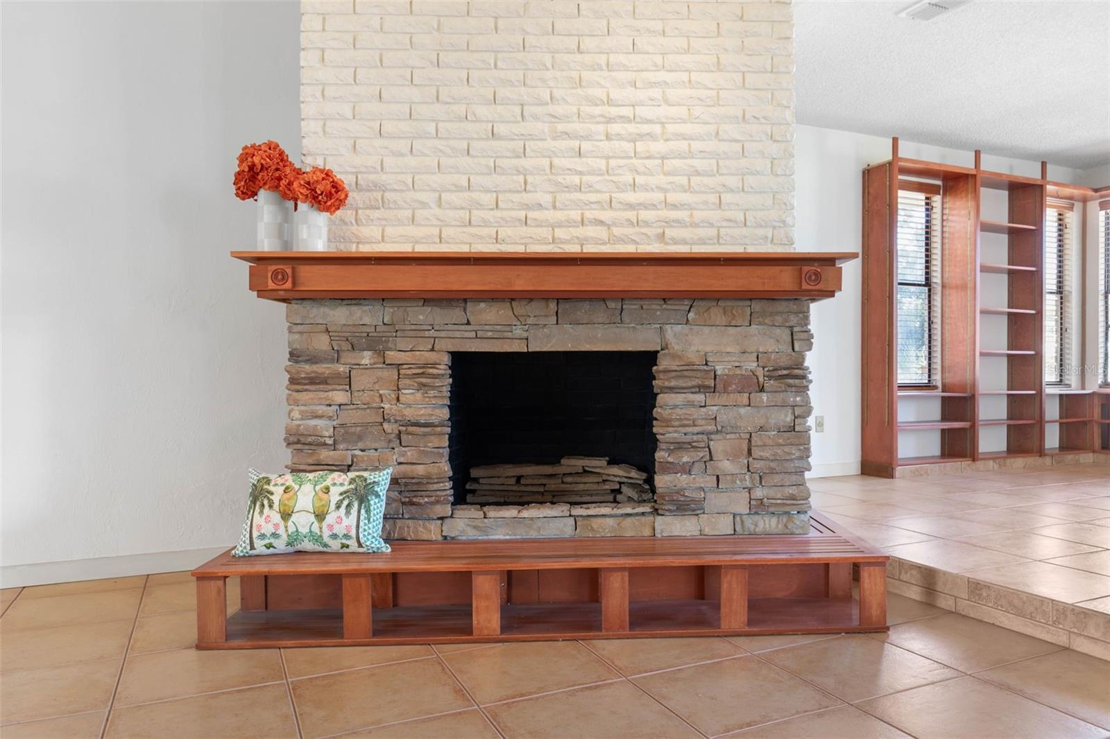 Image 12 of 59 For 3203 John Anderson Drive