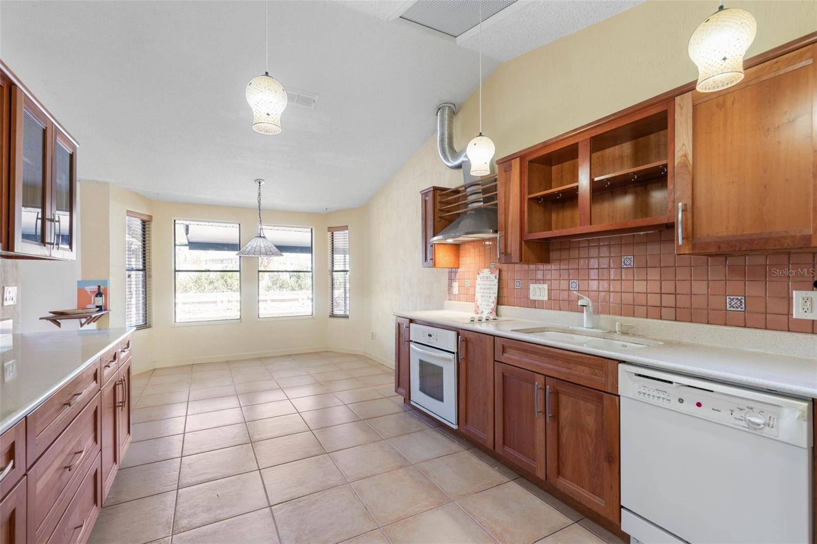 Image 24 of 59 For 3203 John Anderson Drive