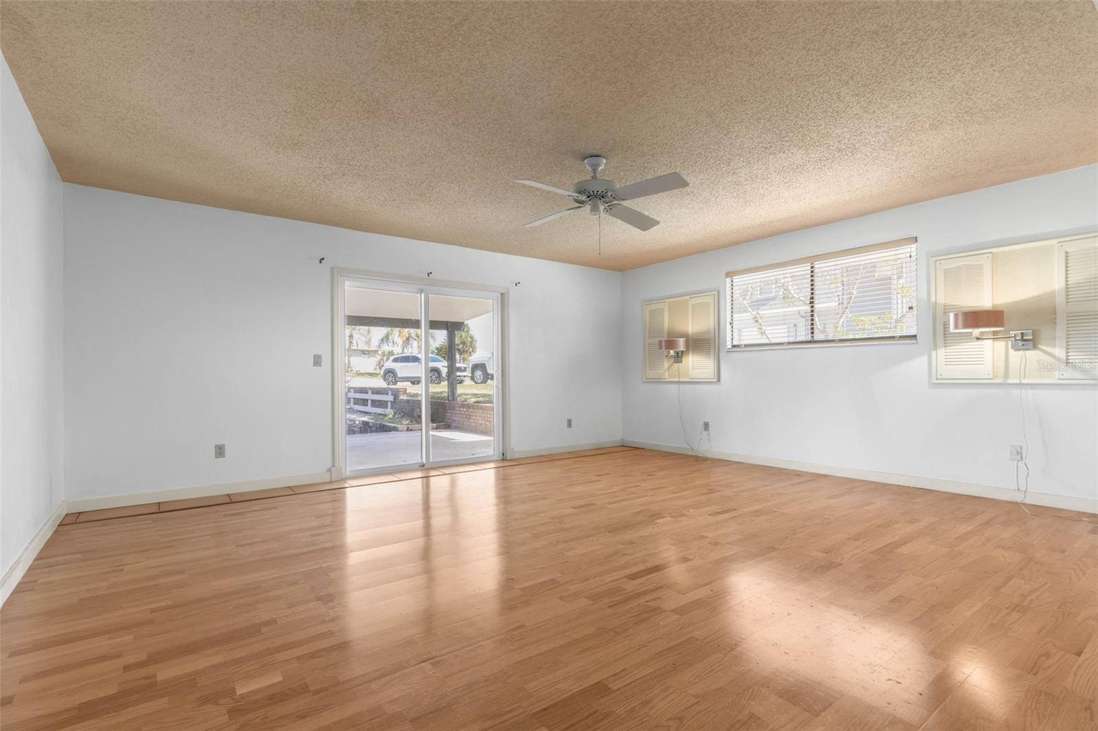 Image 27 of 59 For 3203 John Anderson Drive