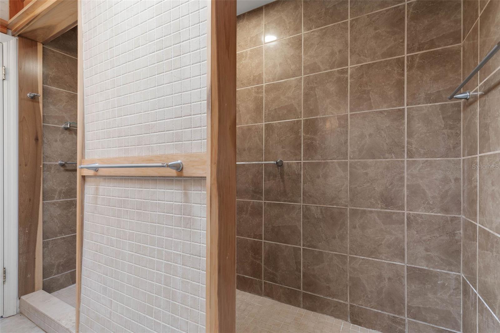 Image 31 of 59 For 3203 John Anderson Drive