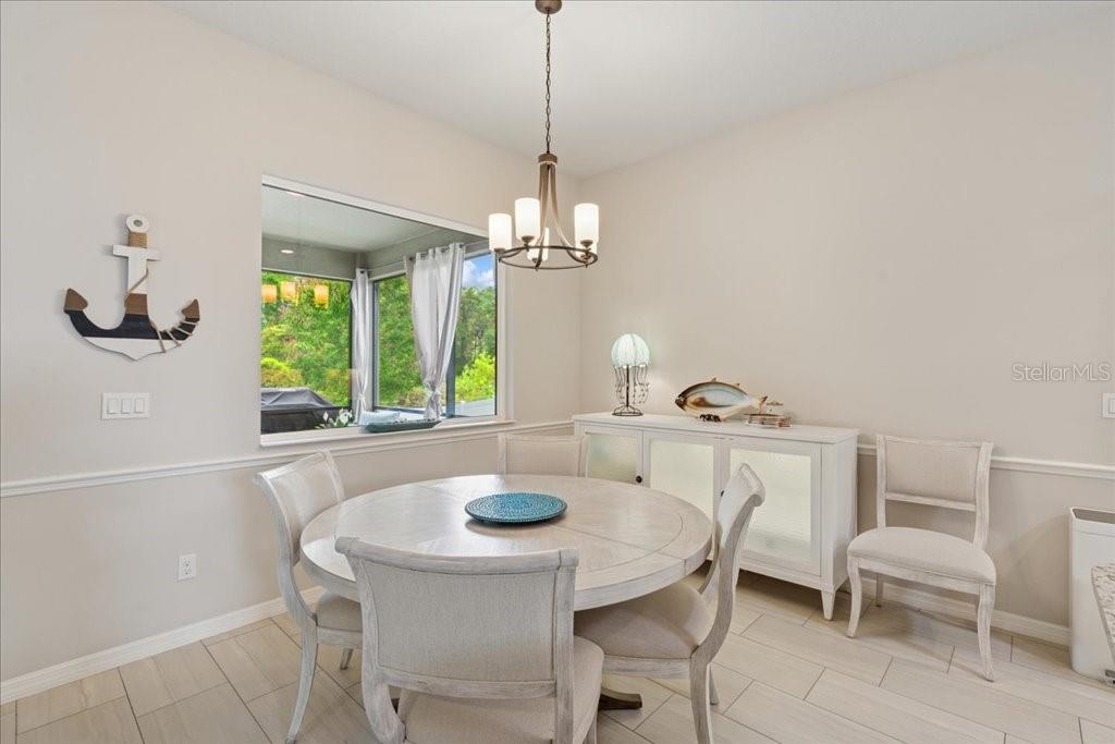 Image 12 of 41 For 45 Graham Woods Place