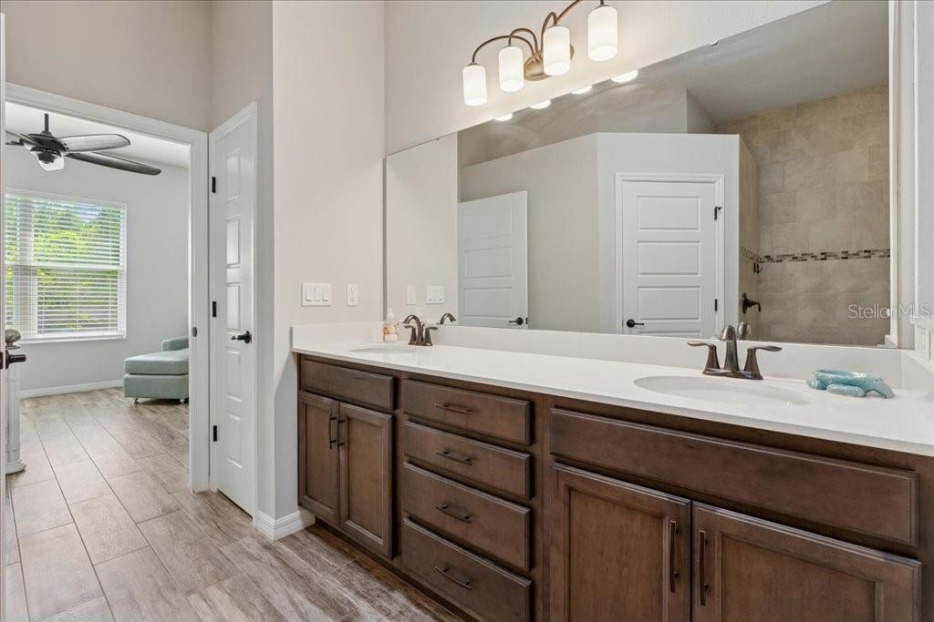 Image 20 of 41 For 45 Graham Woods Place