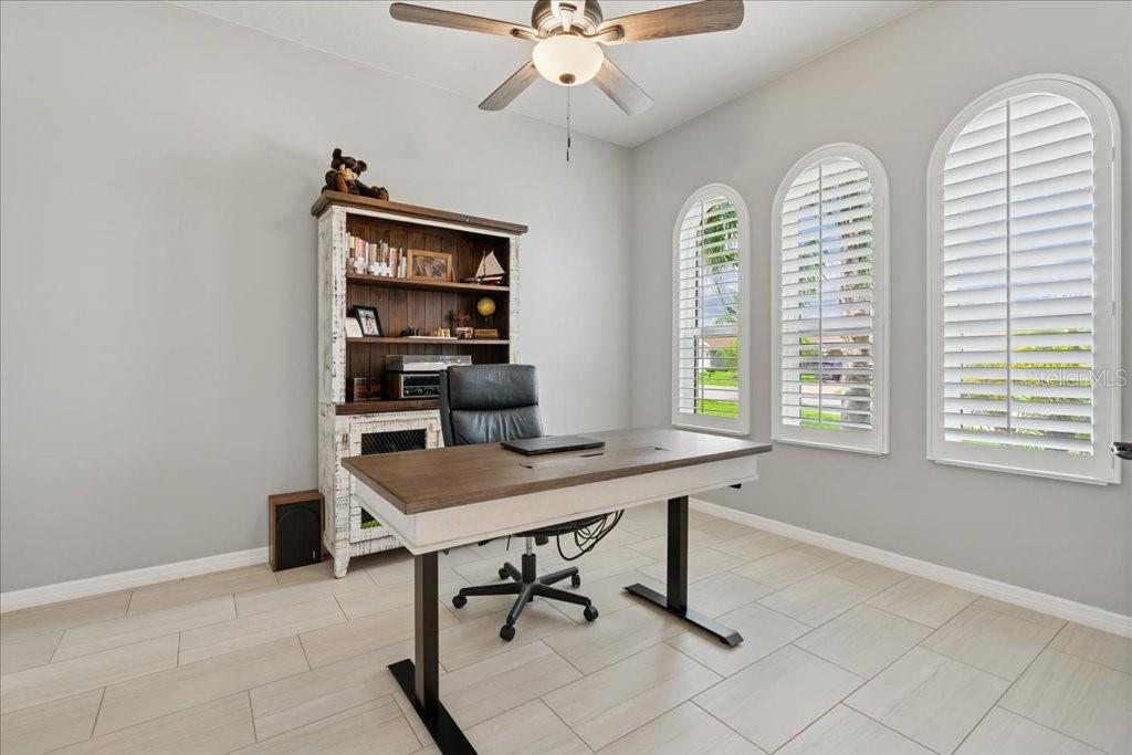 Image 23 of 41 For 45 Graham Woods Place