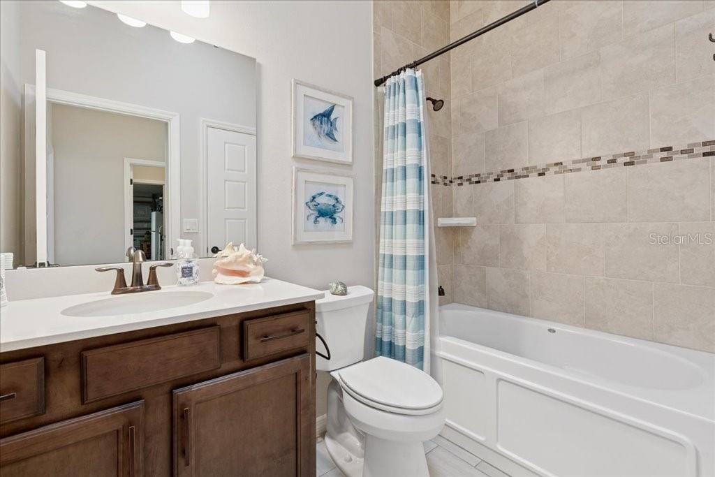 Image 29 of 41 For 45 Graham Woods Place