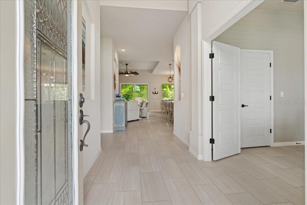 Image 7 of 41 For 45 Graham Woods Place