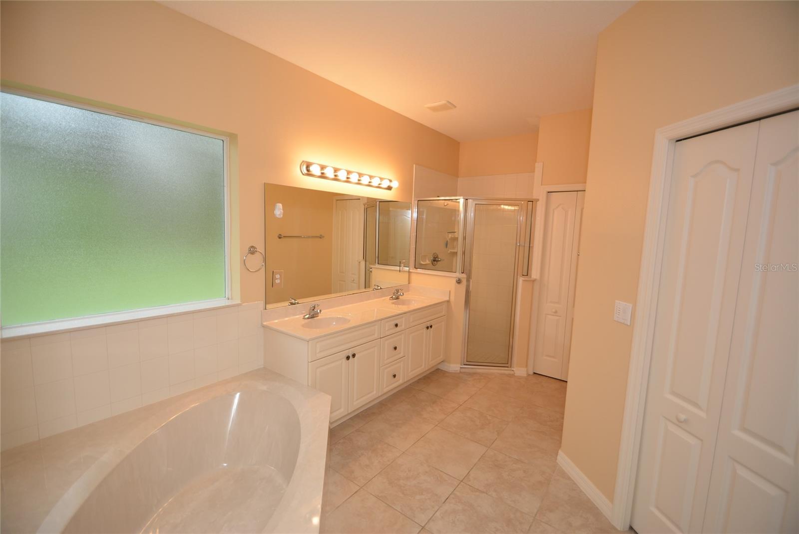 Image 16 of 29 For 24 Edgely Lane