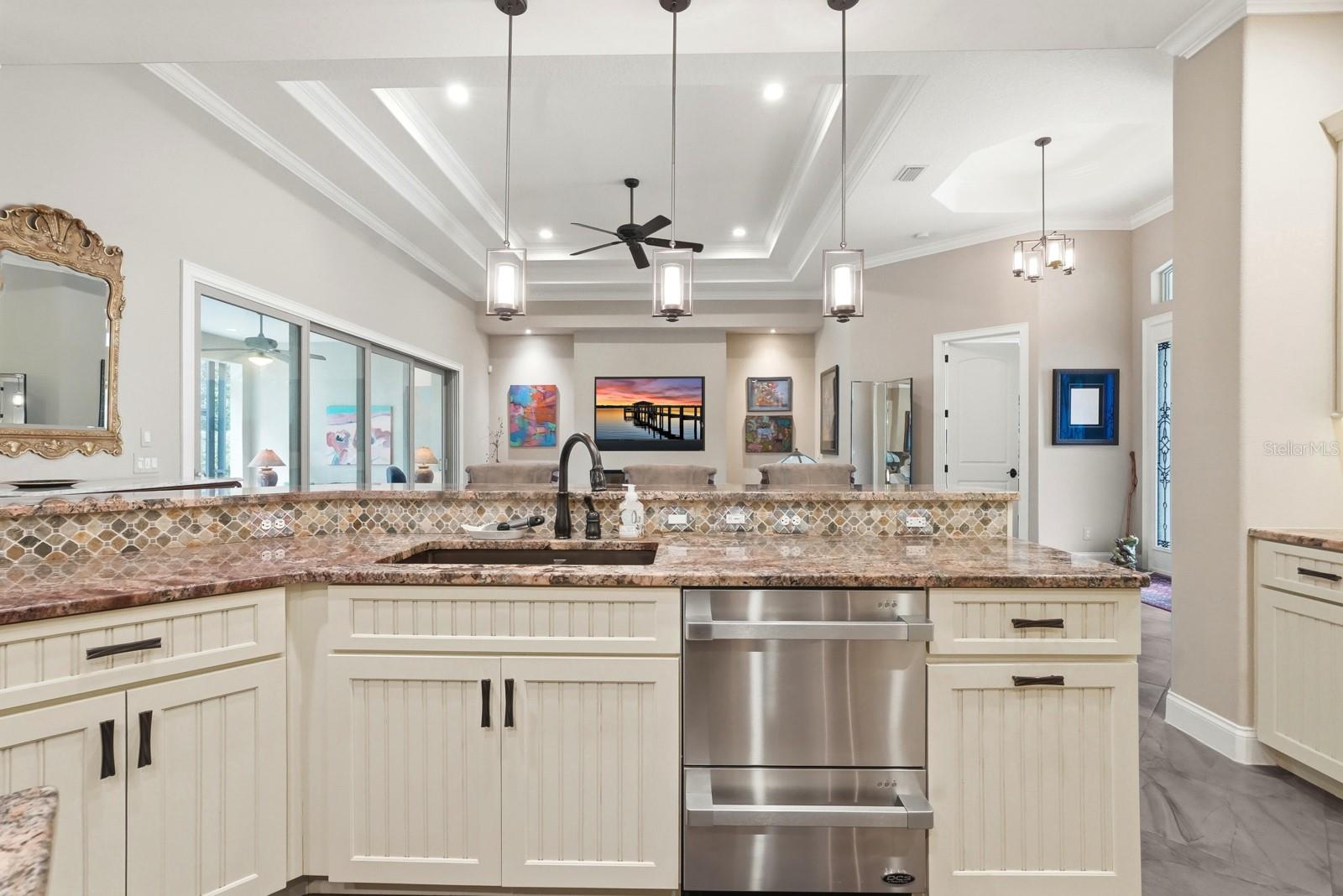 Image 15 of 63 For 56 Park Circle