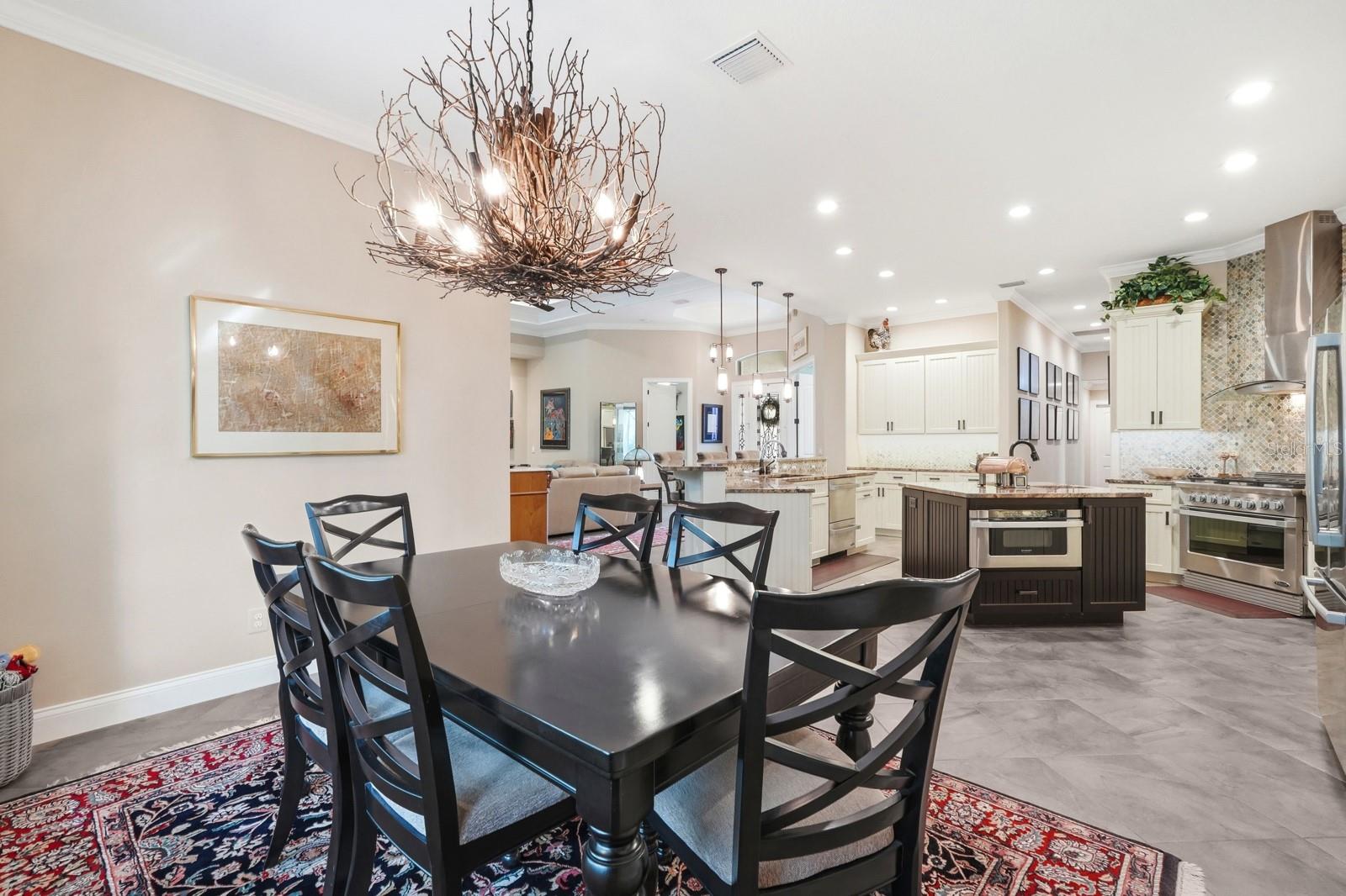 Image 21 of 63 For 56 Park Circle