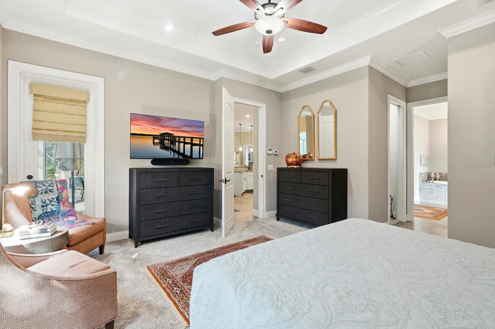 Image 26 of 63 For 56 Park Circle