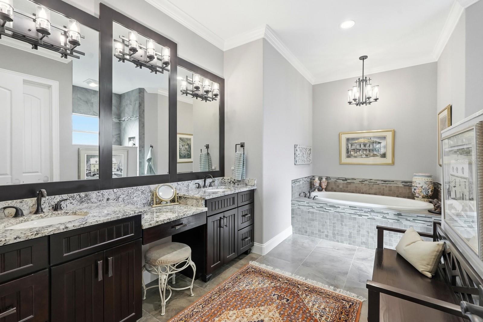 Image 27 of 63 For 56 Park Circle