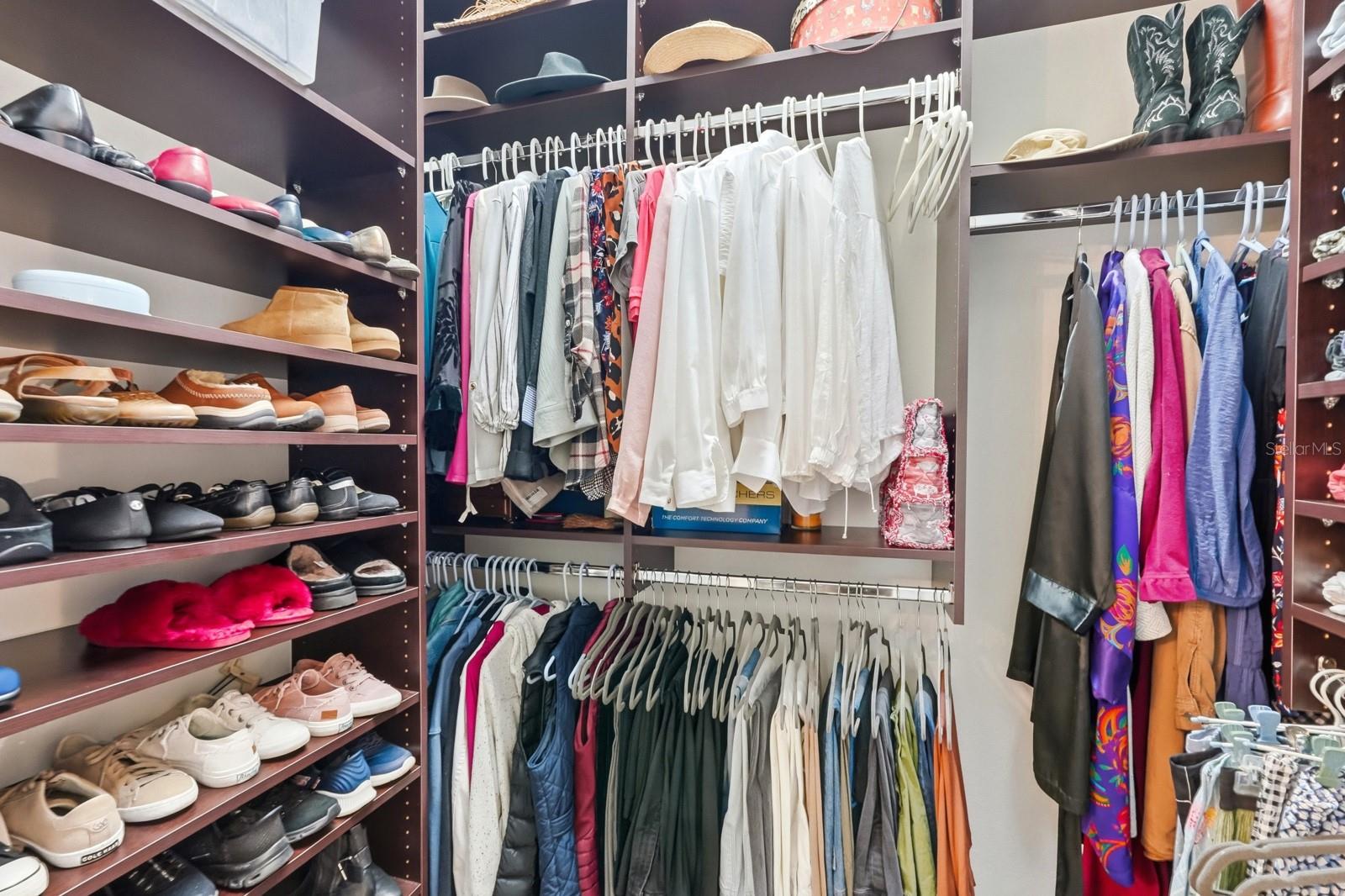 Image 29 of 63 For 56 Park Circle