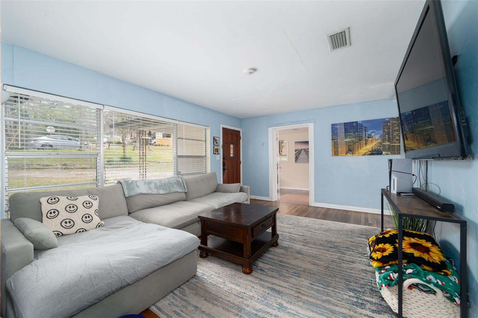 Image 10 of 35 For 418 27th Terrace