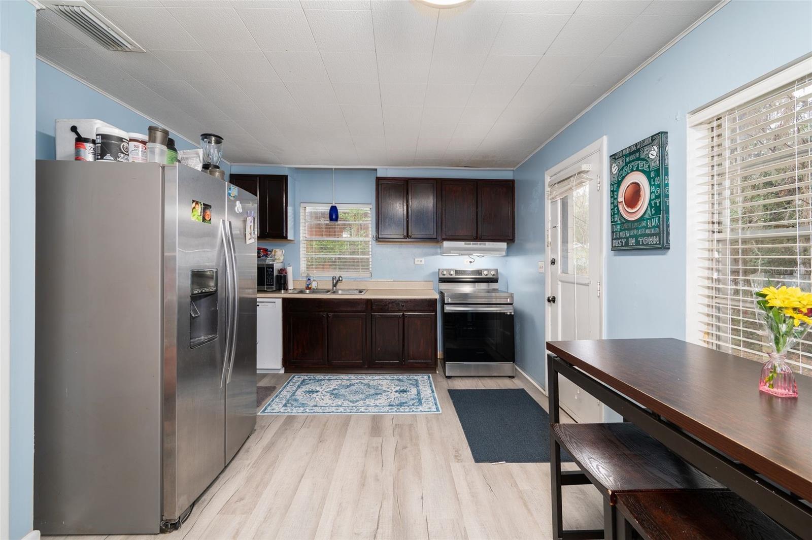 Image 12 of 35 For 418 27th Terrace