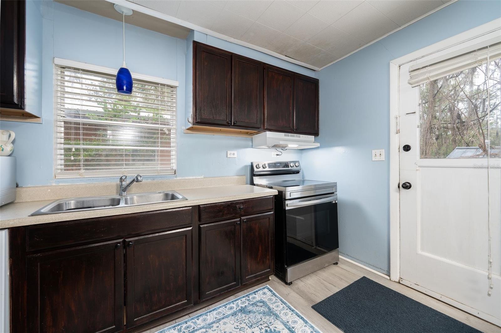 Image 13 of 35 For 418 27th Terrace