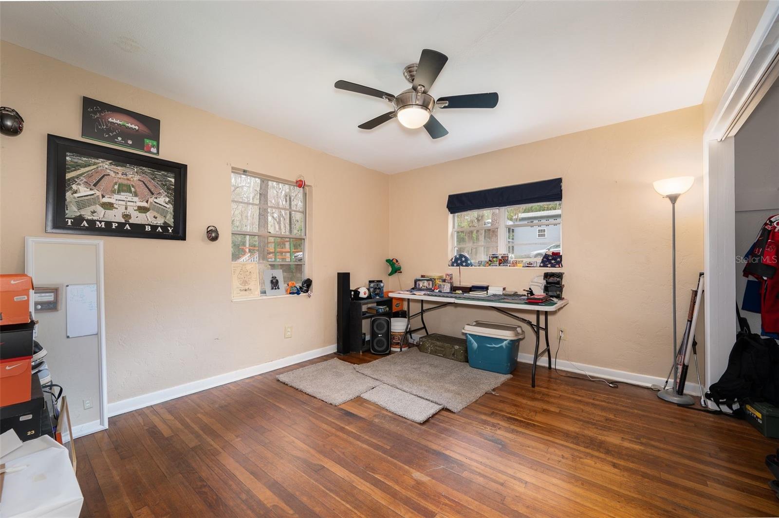 Image 24 of 35 For 418 27th Terrace