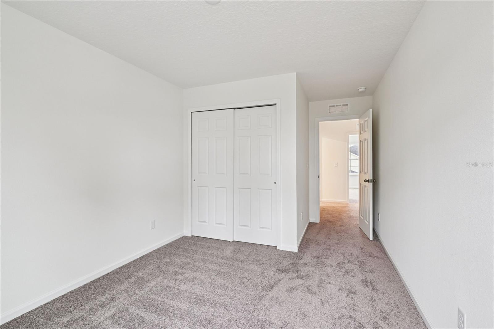 Image 4 of 32 For 94 Waverly Lane