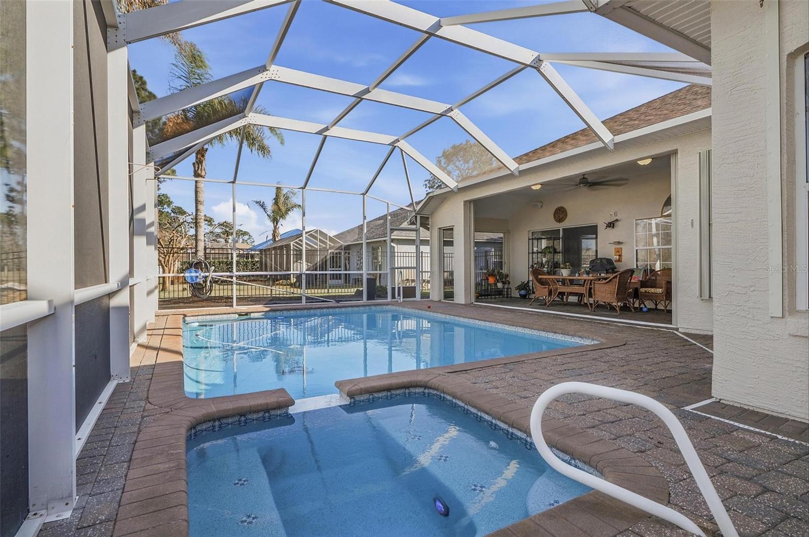 Image 2 of 68 For 58 Buttonworth Drive