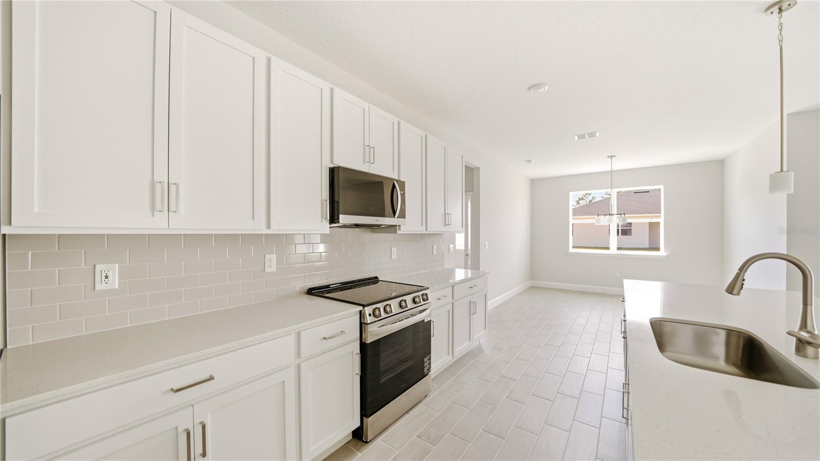 Image 16 of 46 For 2 Roller Lane