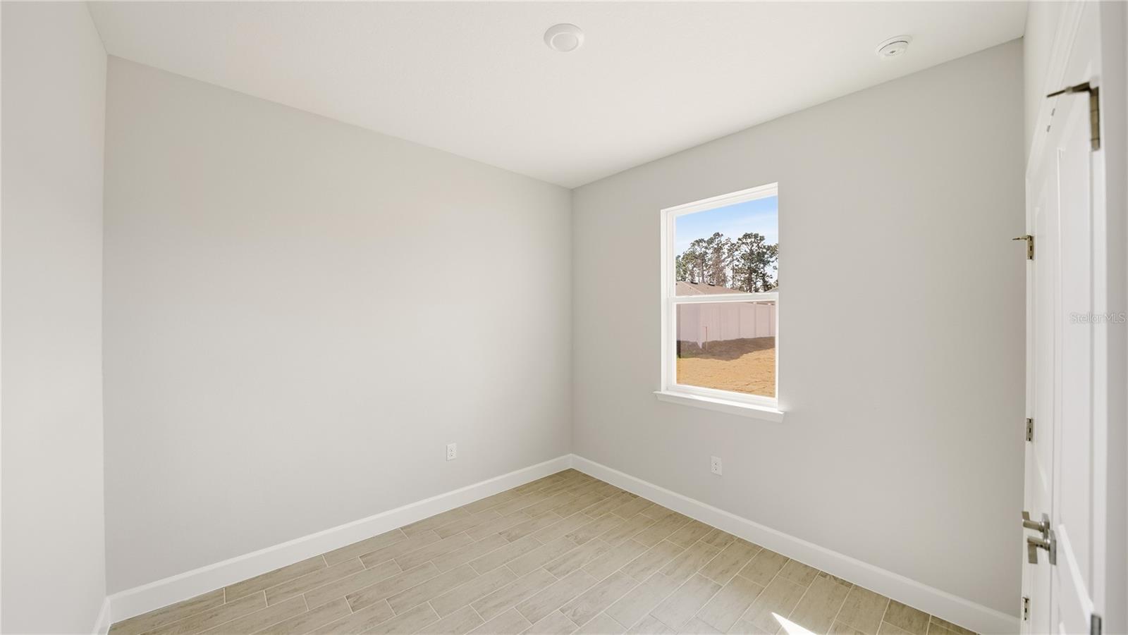 Image 33 of 46 For 2 Roller Lane