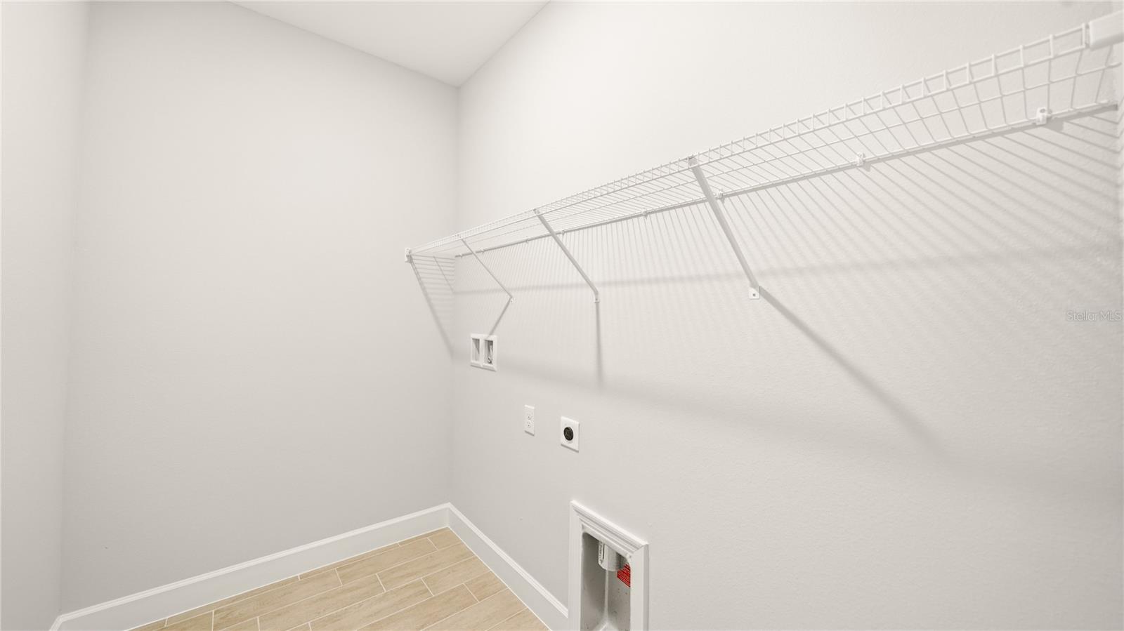 Image 39 of 46 For 2 Roller Lane