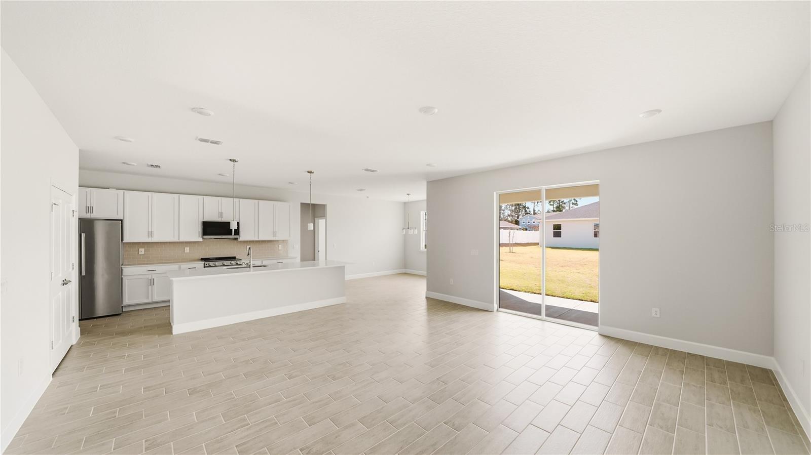 Image 8 of 46 For 2 Roller Lane