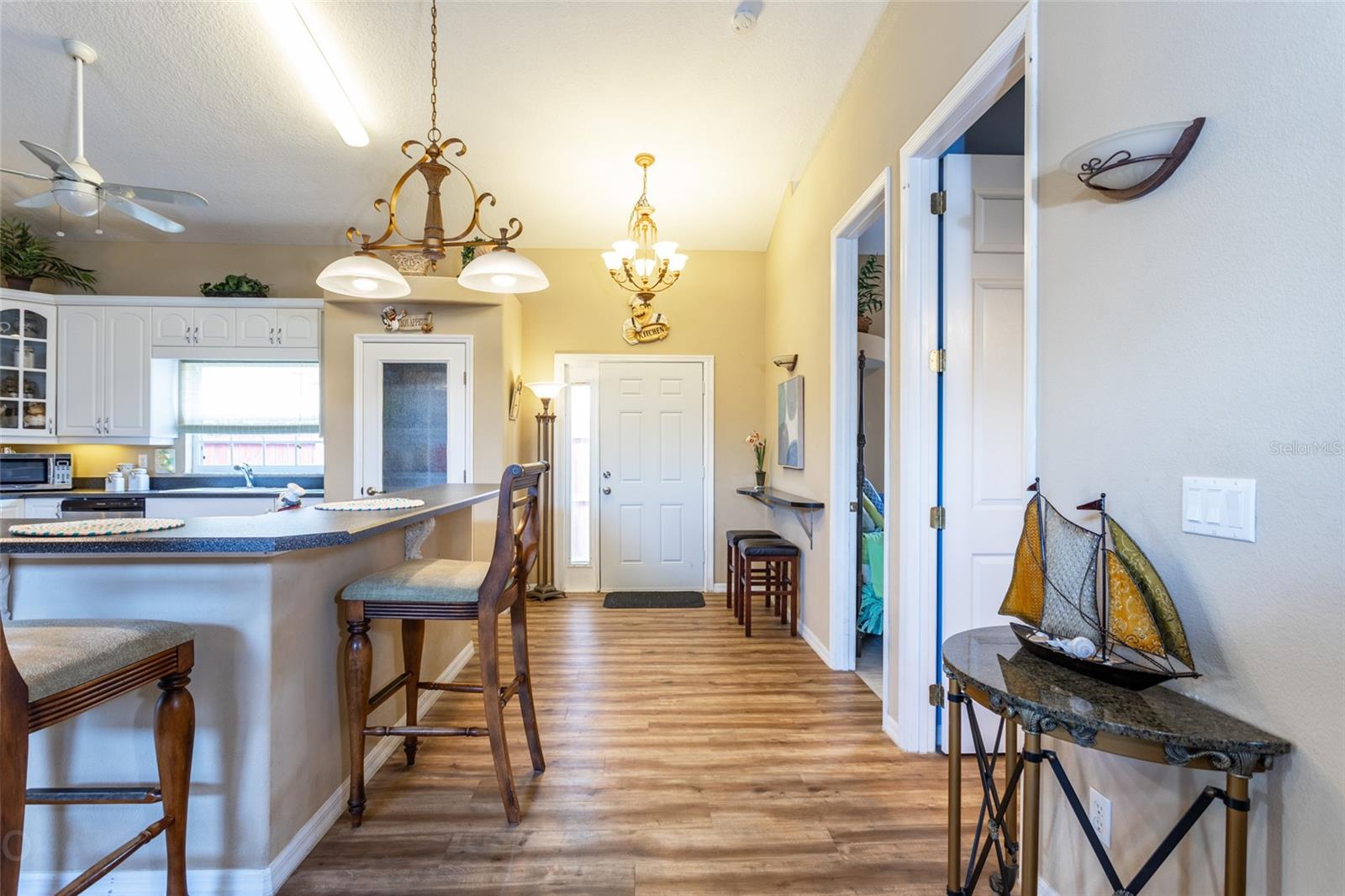 Image 40 of 53 For 497 Grandview Avenue