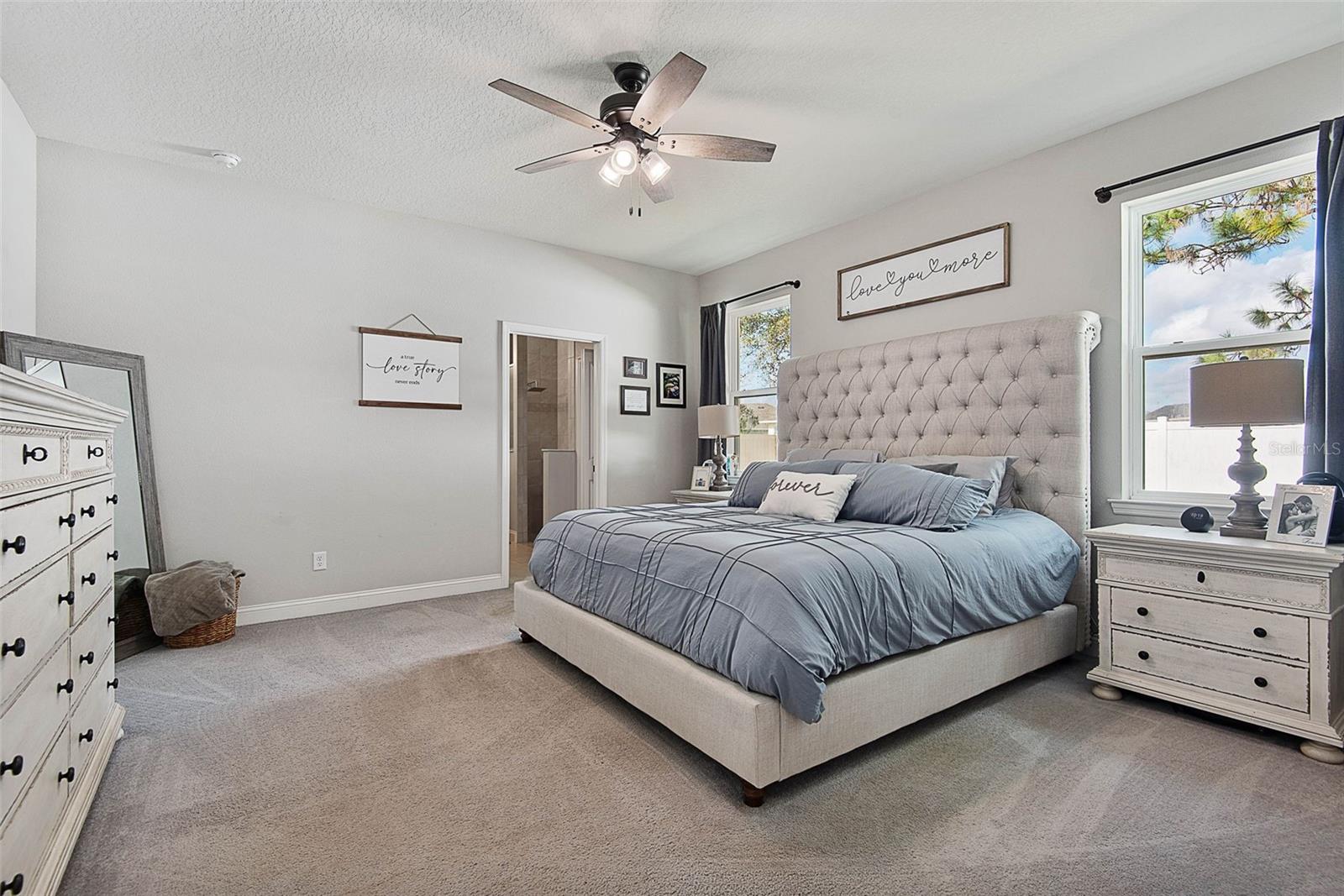 Image 20 of 54 For 37 Londonderry Drive