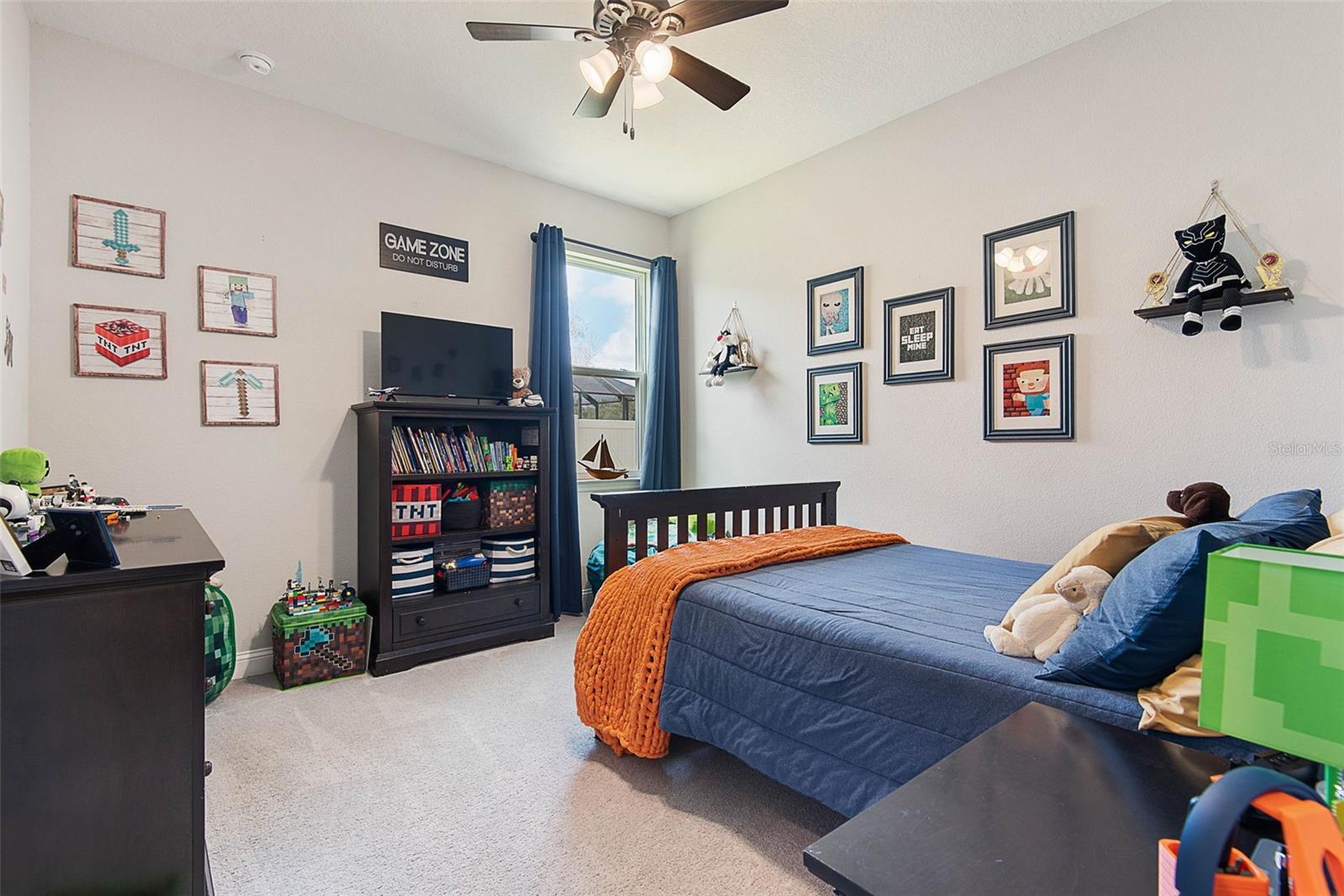 Image 33 of 54 For 37 Londonderry Drive