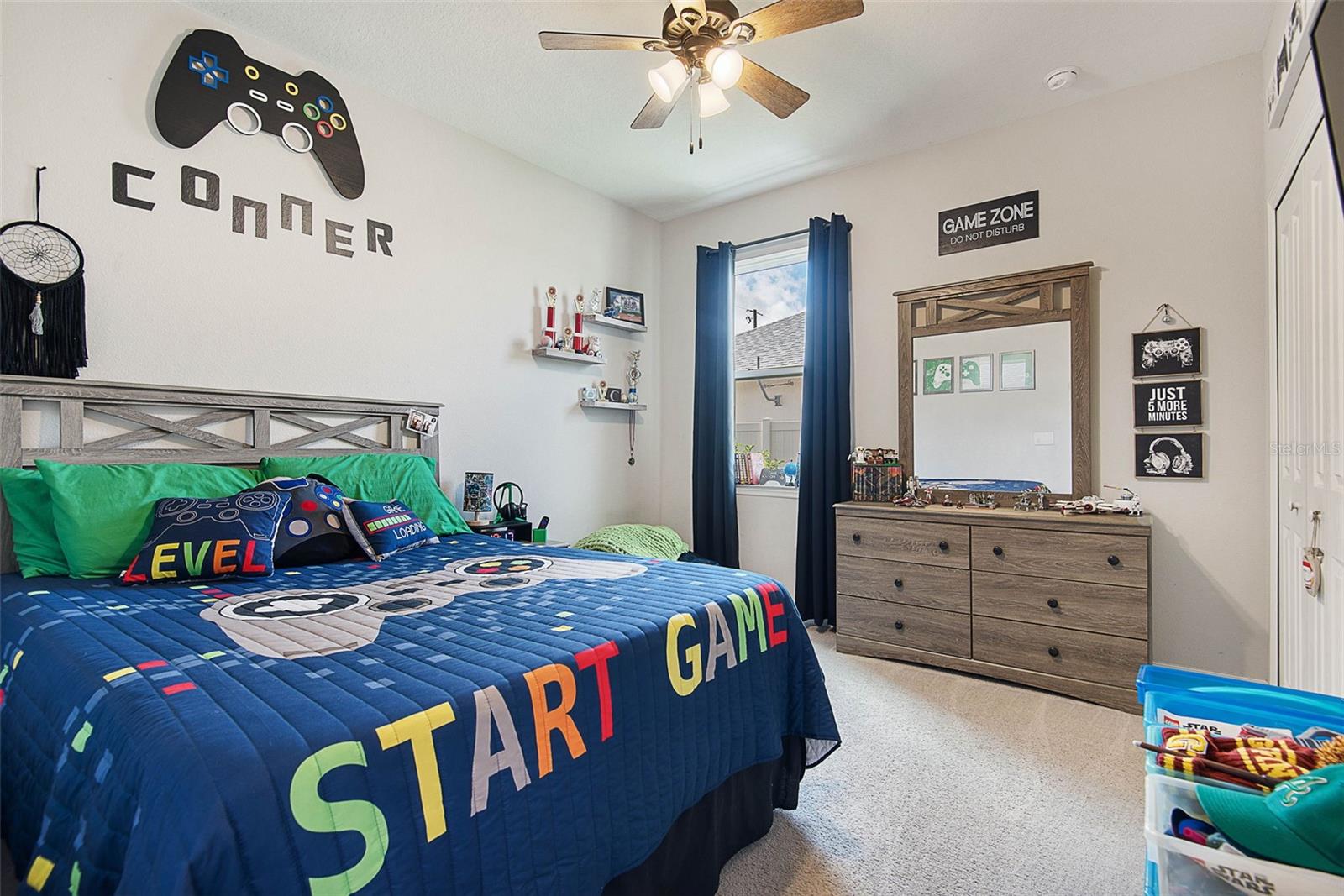 Image 36 of 54 For 37 Londonderry Drive