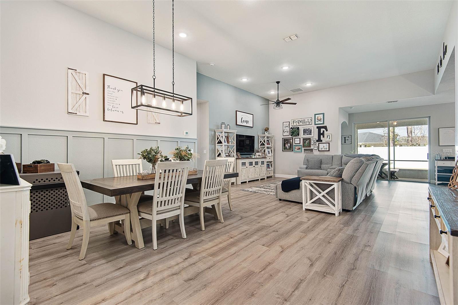 Image 4 of 54 For 37 Londonderry Drive