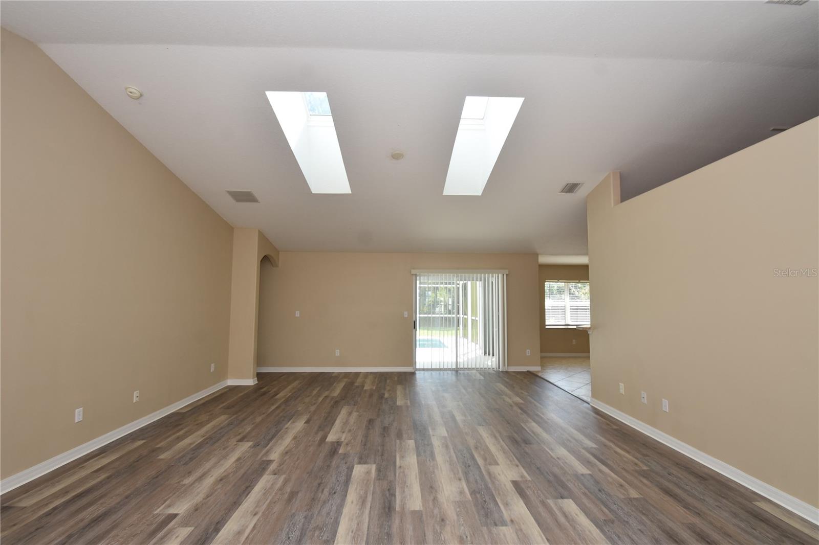 Image 8 of 55 For 54 Postwood Drive