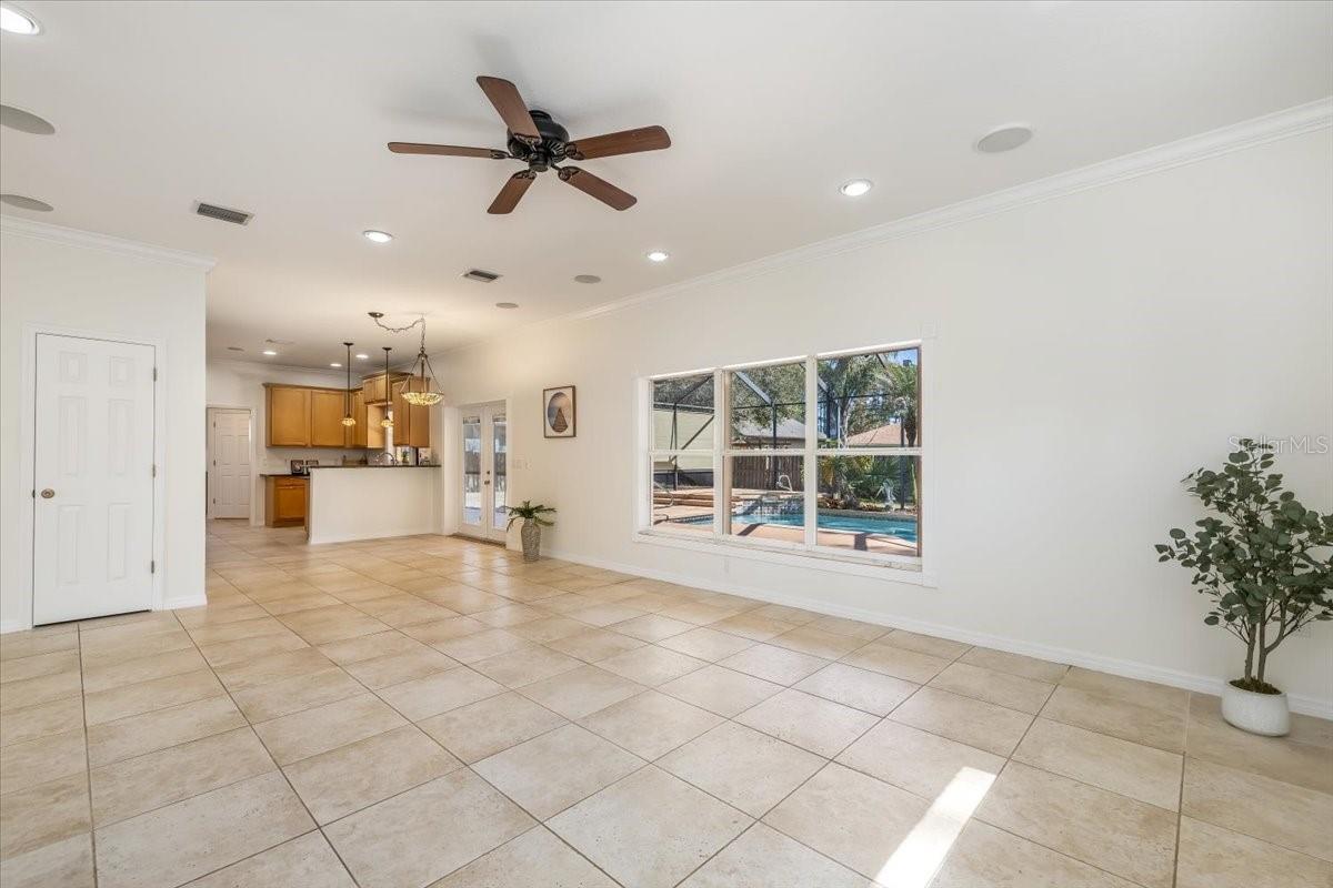 Image 23 of 56 For 4 Lake Charles Place